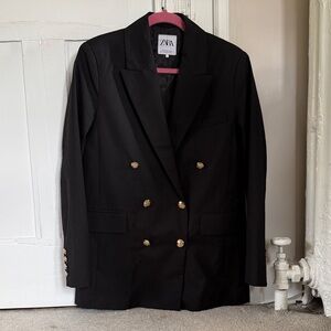Zara Elegant Oversized Black Blazer with Gold Accents